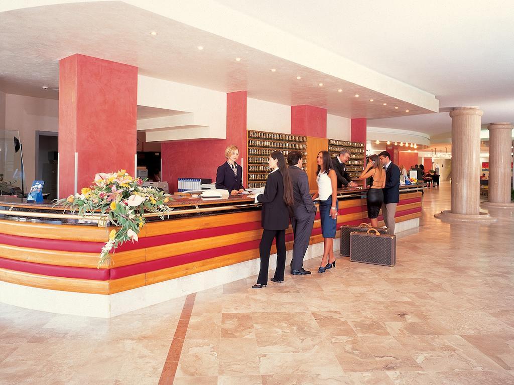 Serena Majestic Hotel Монтесильвано Экстерьер фото