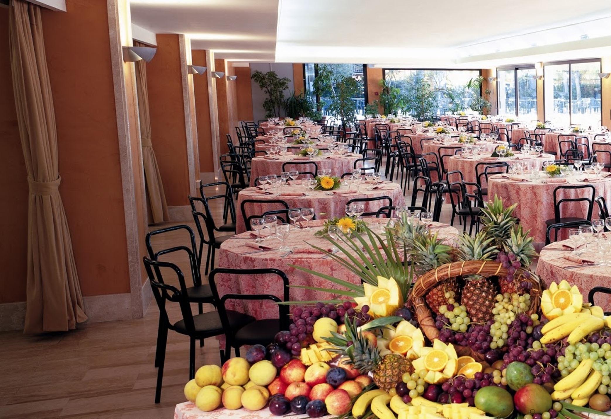 Serena Majestic Hotel Монтесильвано Экстерьер фото